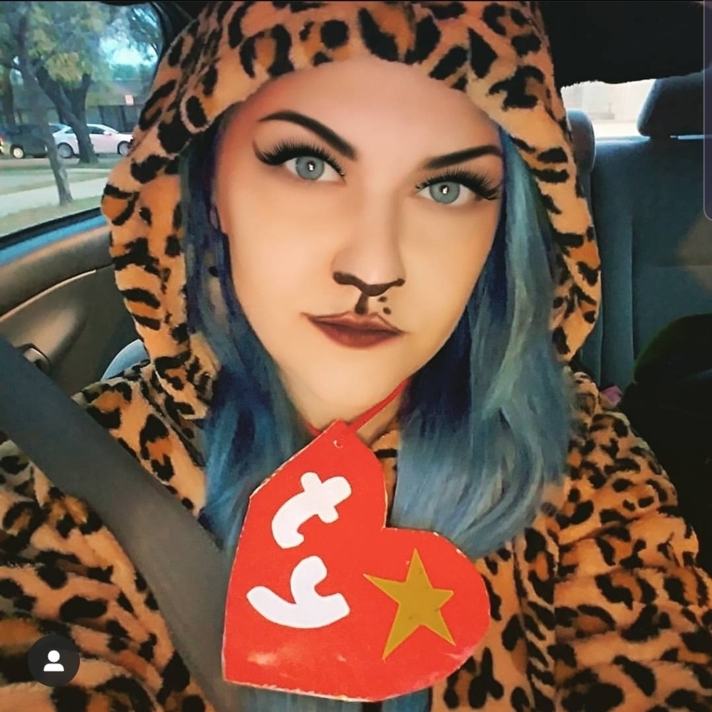 Meet your Posher, Dora